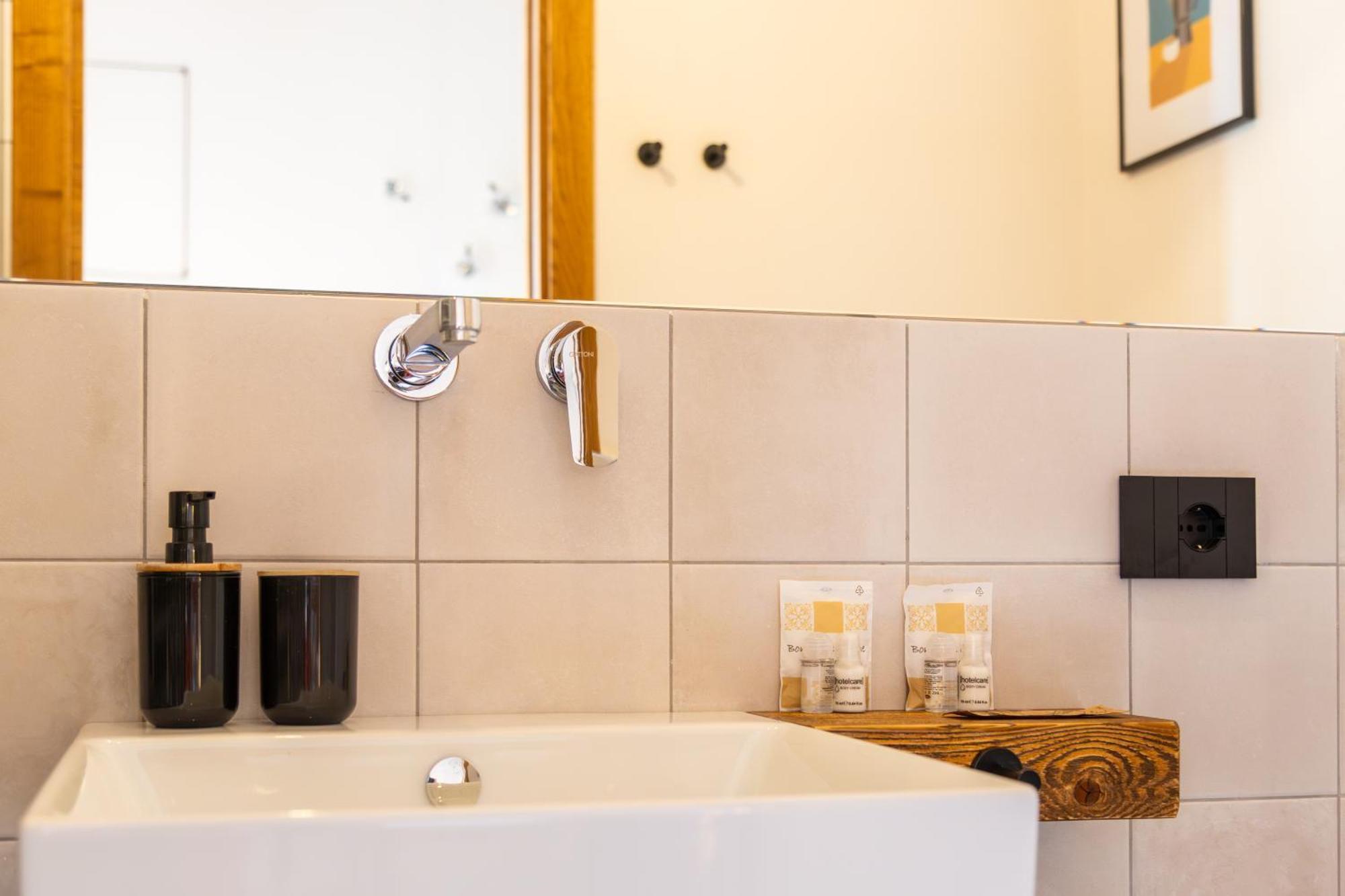Iknos Accommodation Tortolì Εξωτερικό φωτογραφία